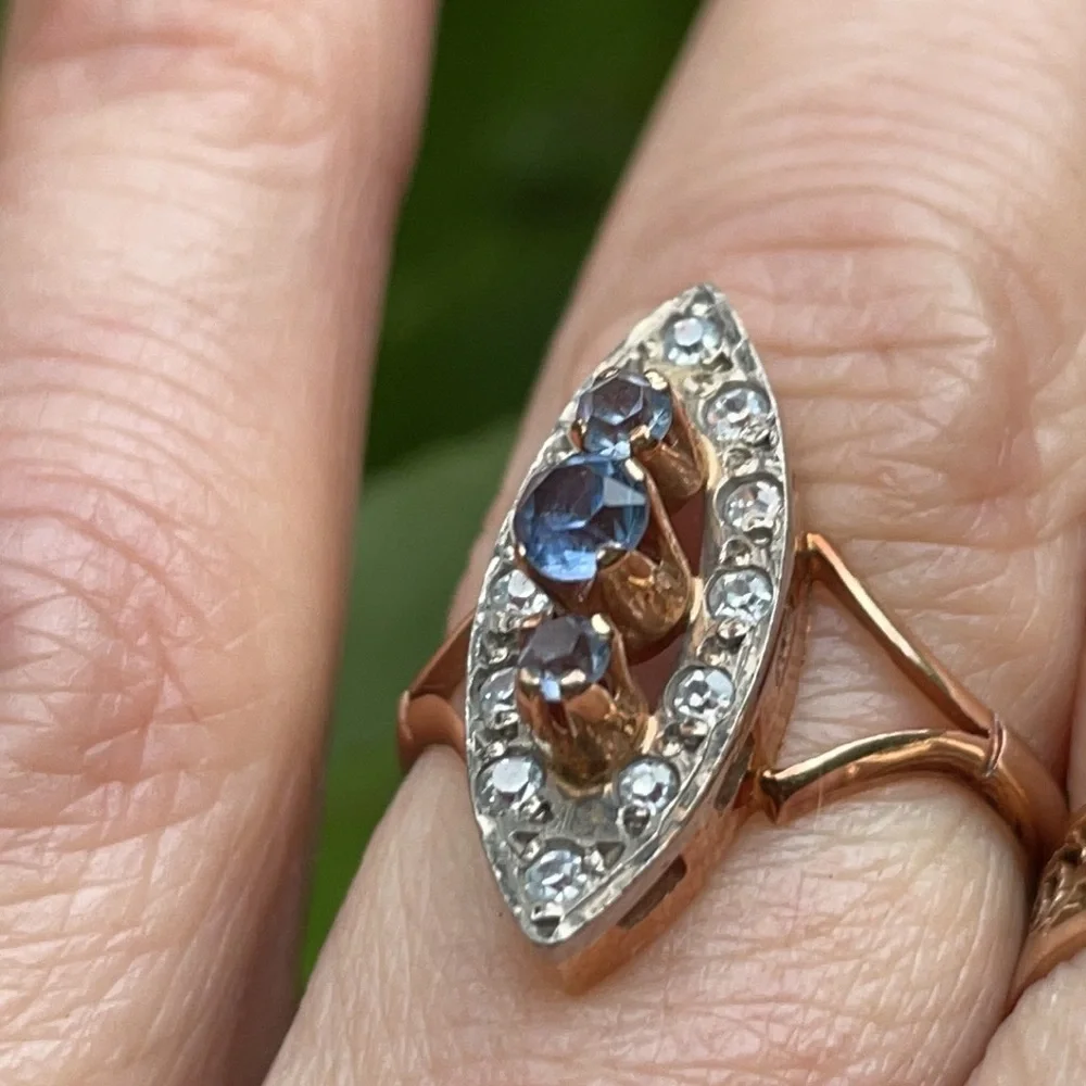 Antique 14K gold ring with fianites made in USSR